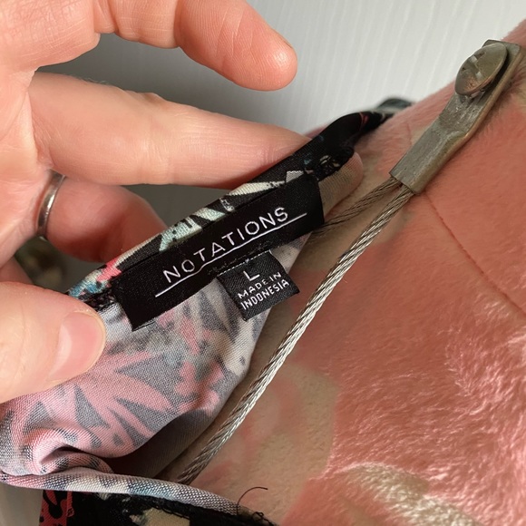 Black Floral Top - Picture 6 of 7